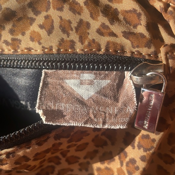 Reversible Bottega Veneta nylon tote, cheetah & black w/ zip pocket & silver BV - Picture 5 of 6